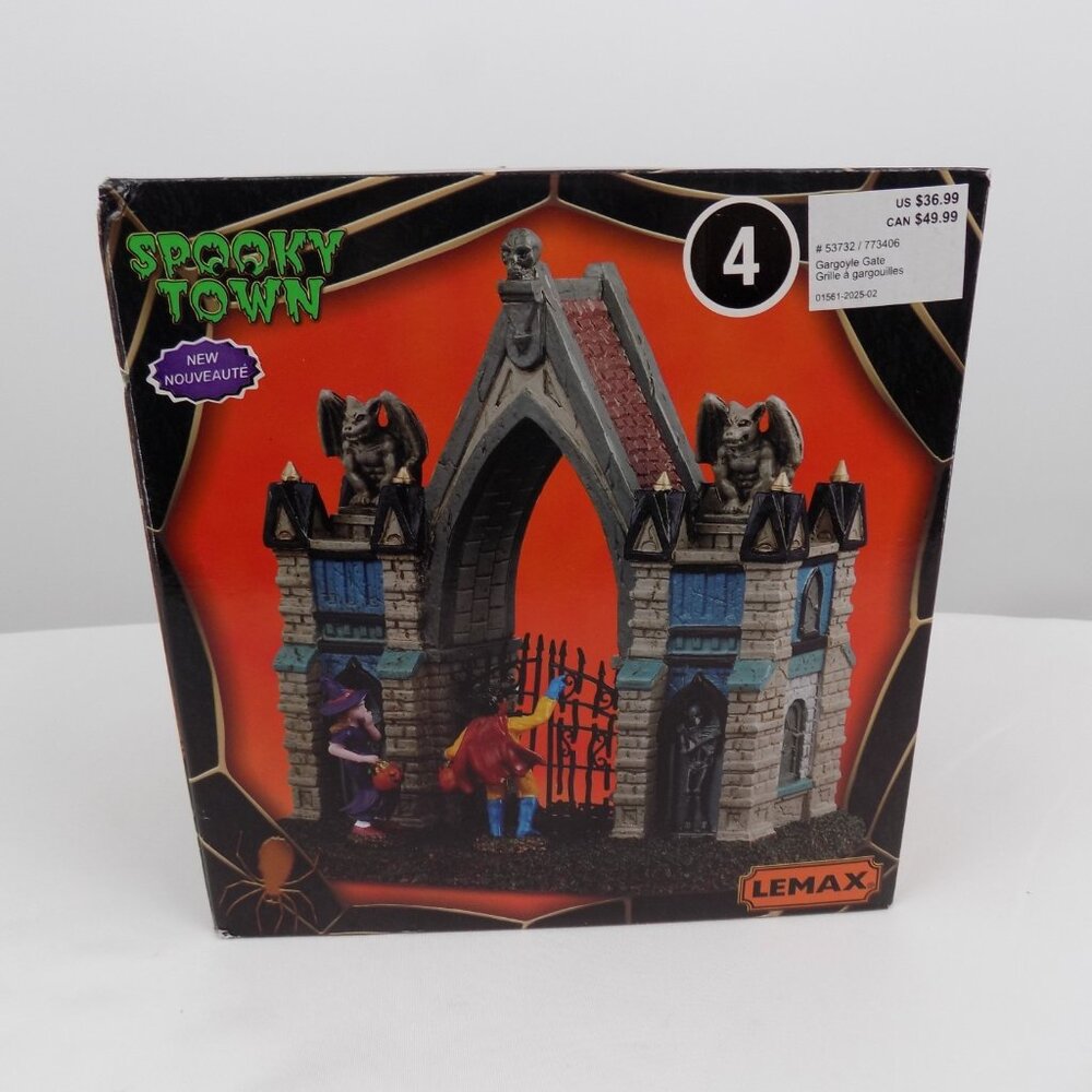 Lemax Spooky Town Gargoyle Gate Halloween Village Table Accent New in Box 53732